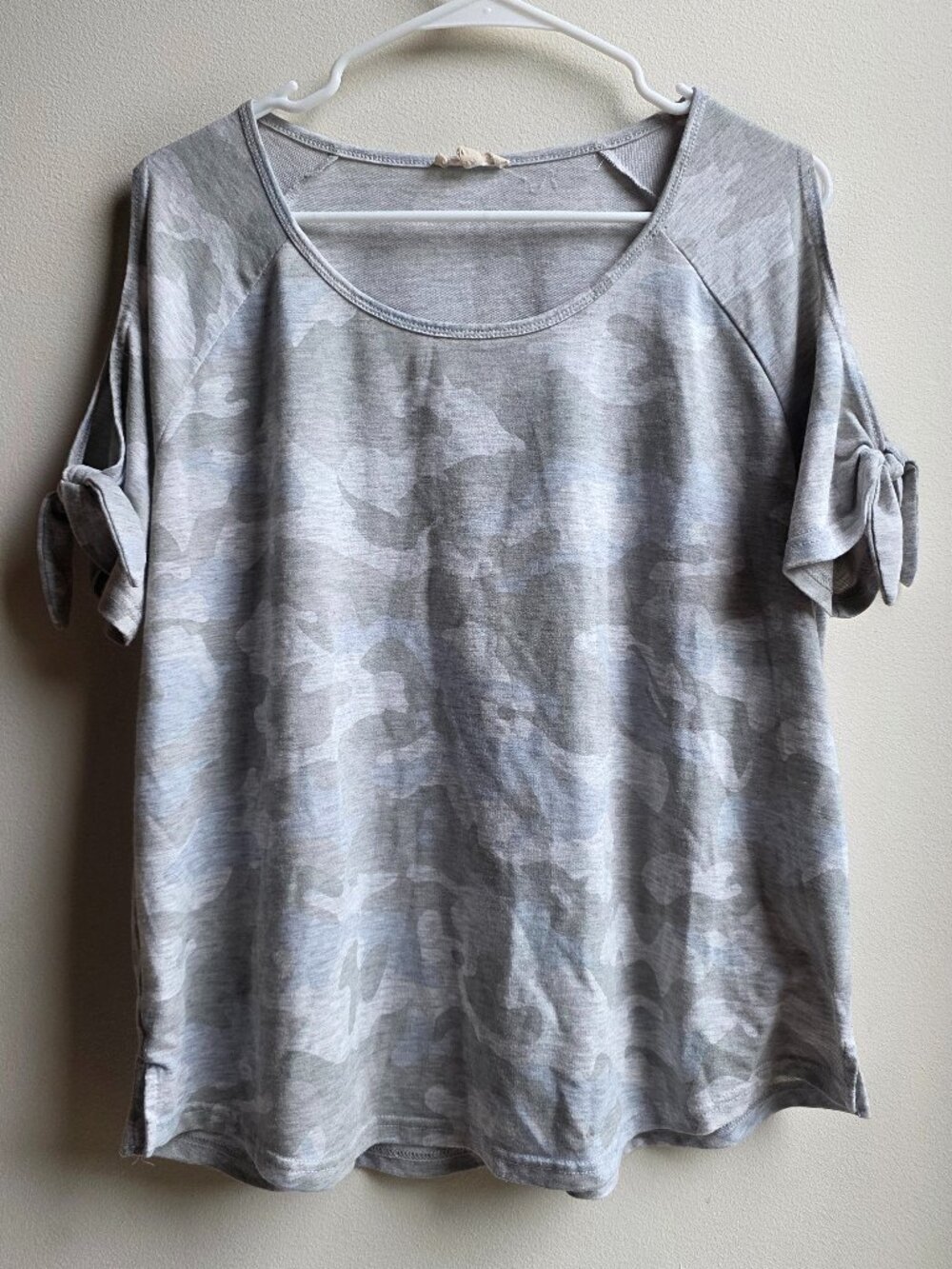 Jane and Delancey Gray Camo Short Sleeve Jersey Size XL - Picture 6 of 15